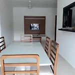 Apartamentos na Praia Toninhas