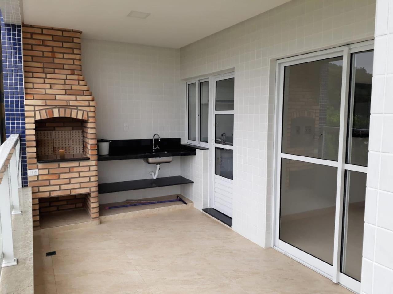 Na Praia Toninhas Apartamento *